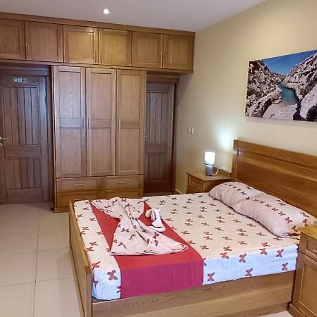 Marsalforn Sea Front Studio Apartment Zebbug  Luaran gambar