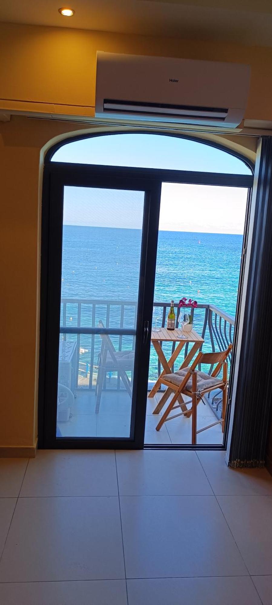 Marsalforn Sea Front Studio Apartment Zebbug  Luaran gambar